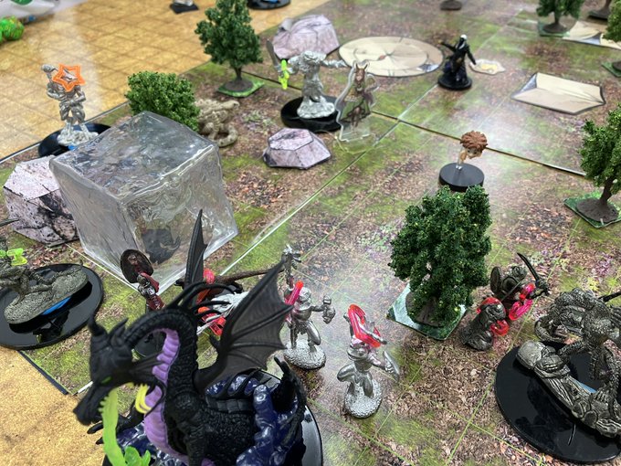 ファイアボールを打ち込むものの戦線は崩せず、相手は間合いをつめてくる!#DnDj #TRPG #DnD5e ファイアボールを打ち込むものの戦線は崩せず、相手は間合いをつめてくる!#DnDj #TRPG #DnD5e