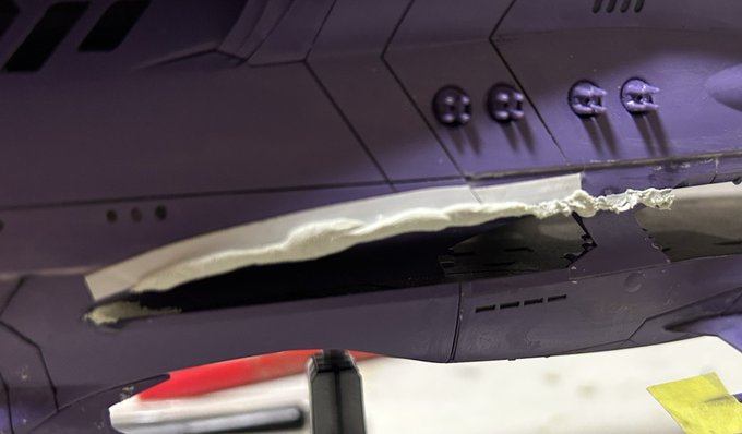 #ガンペア 今度はエポキシパテを使ってパーツ合わせ目の隙間を埋める。#ガイペロン級多層式航空宇母艦#宇宙戦艦ヤマト219