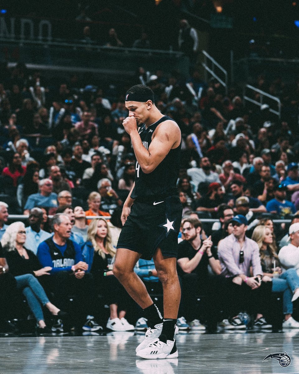 https://pbs.twimg.com/media/FsK6LJRWwAE8Wjn.jpg Live stream: Nets 102, Magic 117