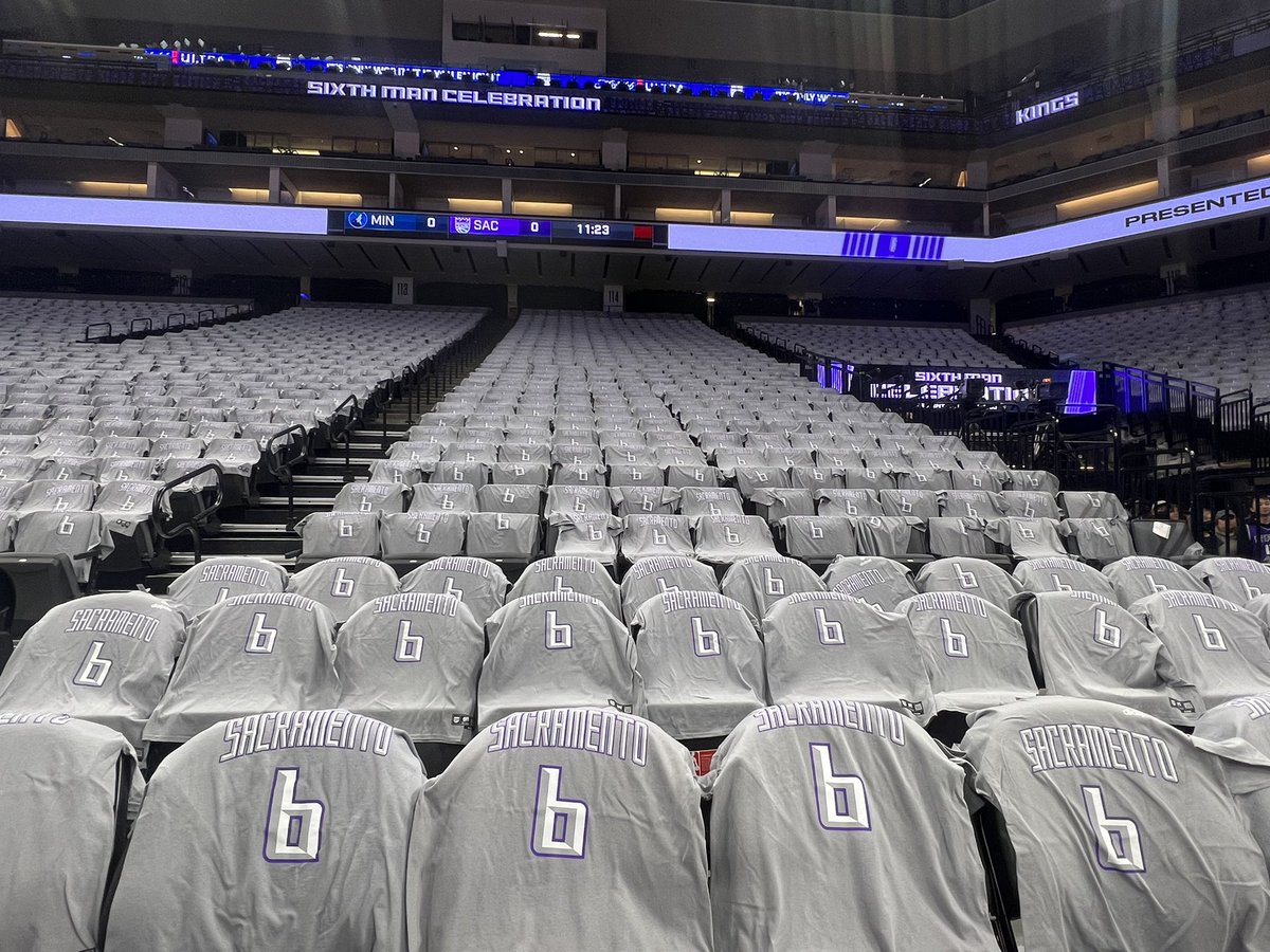 https://pbs.twimg.com/media/FsQ_TsAaEAAIq8K.jpg Live stream: Timberwolves 16, Kings 8