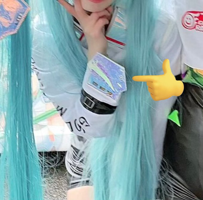 なまらちゃん可愛かったです😍レーミク2022ちゃんの腕についてるコレがイカちゃんに見える!って話で盛り上がってました😆ジ なまらちゃん可愛かったです😍レーミク2022ちゃんの腕についてるコレがイカちゃんに見える!って話で盛り上がってました😆ジ