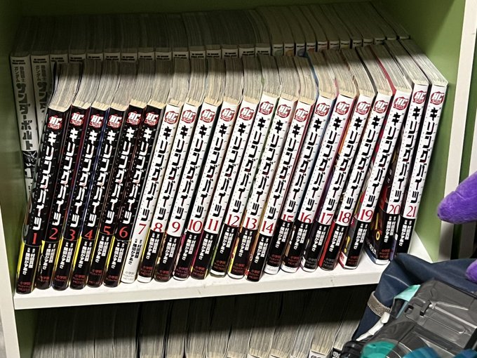 ちなみにキリングバイツ も全巻持ってます。アニメ観てからハマりましたセブンイレブンにヒーローズが売ってた時は買って読んで ちなみにキリングバイツ も全巻持ってます。アニメ観てからハマりましたセブンイレブンにヒーローズが売ってた時は買って読んで