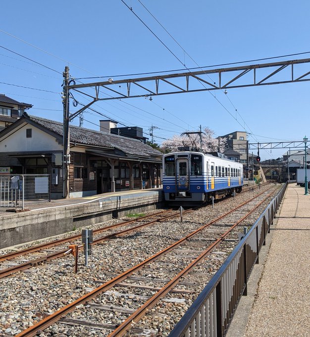 三国港駅#グラスリップ 