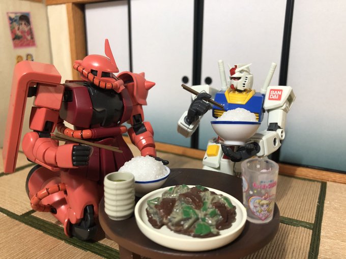 #ガンプラ#本日のガンダムさん【すっかり春めいてきましたね】シャアザクさん「ご飯たべたら散歩でも行かない?」ガンダムさん #ガンプラ#本日のガンダムさん【すっかり春めいてきましたね】シャアザクさん「ご飯たべたら散歩でも行かない?」ガンダムさん