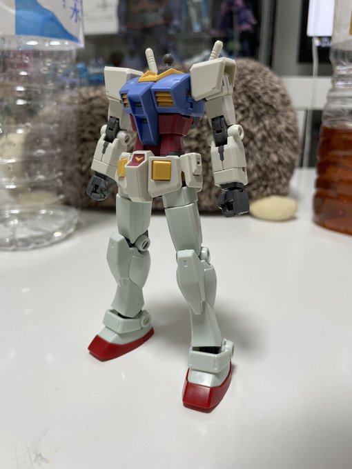 関節を頂戴したくパーツ買いしたリバイブとビヨンドのガンダムさんですがあまりに滑らかに動くので小一時間こねくり回しておりま 関節を頂戴したくパーツ買いしたリバイブとビヨンドのガンダムさんですがあまりに滑らかに動くので小一時間こねくり回しておりま