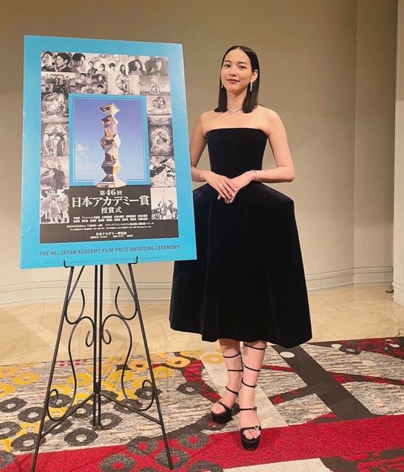 ■ のん 2014年に『ホットロード』で第38回日本アカデミー賞新人俳優賞を受賞。2016年7月から芸名を「のん」に変 ■ のん 2014年に『ホットロード』で第38回日本アカデミー賞新人俳優賞を受賞。2016年7月から芸名を「のん」に変
