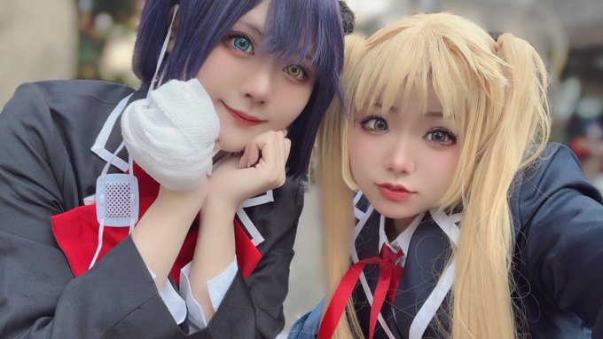 中二病でも恋がしたい！のコスプレ✨💕中二病心をくすぐる作品はいつまでも大好きですが中の人の年齢層は大二病！！ 