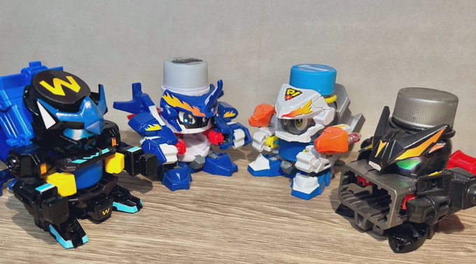 我が家の個人製作ビーダマンルックマイボトルマン🛠🤡📸#ビーダマン#ボトルマン#個人製作 我が家の個人製作ビーダマンルックマイボトルマン🛠🤡📸#ビーダマン#ボトルマン#個人製作