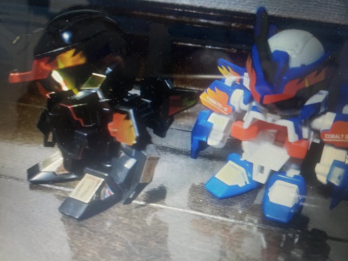 写真探していて、ぜんぜん違う写真見つけてコバルトカッコイイよなぁって思いまして、やっぱボトルマン買うべきだなぁとやっぱビ 写真探していて、ぜんぜん違う写真見つけてコバルトカッコイイよなぁって思いまして、やっぱボトルマン買うべきだなぁとやっぱビ