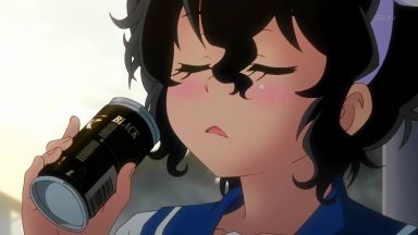 検索したら、バイクアニメ『ばくおん!!』で、主人公?天野恩紗の朝の無糖コーヒーのシーンがでてきました。これかも? 検索したら、バイクアニメ『ばくおん!!』で、主人公?天野恩紗の朝の無糖コーヒーのシーンがでてきました。これかも?