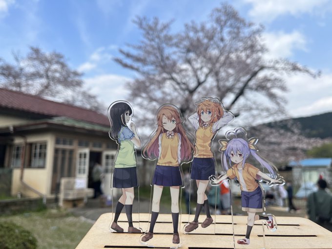 下里分校さくらまつり楽しかったです!やっとのんのんびよりファンの方たちとお話できました!作ったものも喜んでもらえて嬉しか 下里分校さくらまつり楽しかったです!やっとのんのんびよりファンの方たちとお話できました!作ったものも喜んでもらえて嬉しか