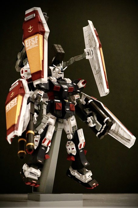 HGフルアーマーガンダム サンダーボルトVer.完成〜!!初めて部分塗装に挑戦したり、汚し甲斐があってすごい楽しかった☺ HGフルアーマーガンダム サンダーボルトVer.完成〜!!初めて部分塗装に挑戦したり、汚し甲斐があってすごい楽しかった☺