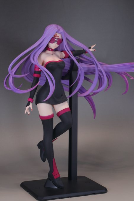 Fate/stay nightより1/8 ライダーのフィギュアを1/9に縮小しリペイントしてみました。 Fate/stay nightより1/8 ライダーのフィギュアを1/9に縮小しリペイントしてみました。