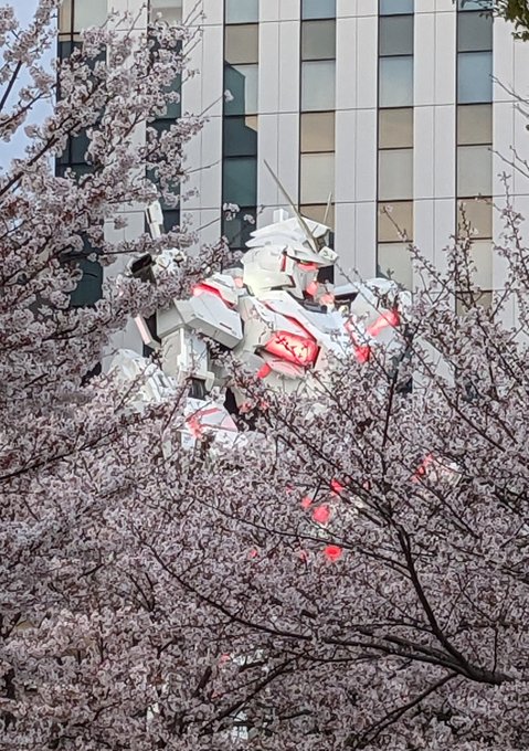 桜とユニコーン。日本の名所#ガンダムUC 