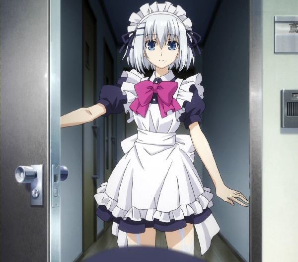 アニメの話。白銀と言えば良いのか青白い髪色?と言う方が正しいのかは解りませんが、白っぽい髪の美少女キャラクターで私が好み アニメの話。白銀と言えば良いのか青白い髪色?と言う方が正しいのかは解りませんが、白っぽい髪の美少女キャラクターで私が好み