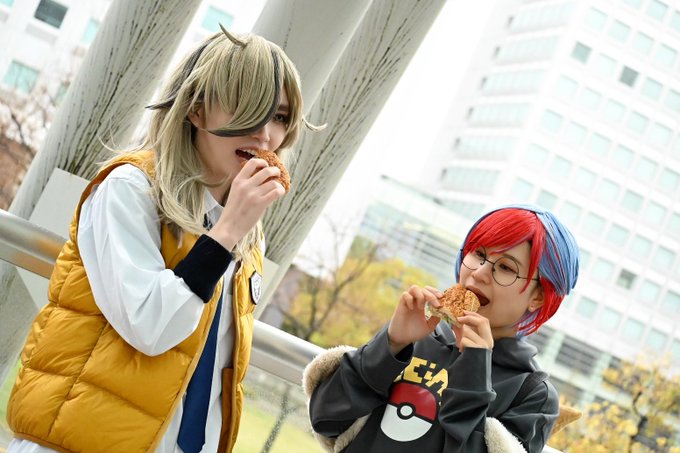 分け合えば2倍美味しい🥪ポケモンSVペパー:わたしボタン: 📷thx1〜3枚目:妹4枚目: さん#コスプレ博 