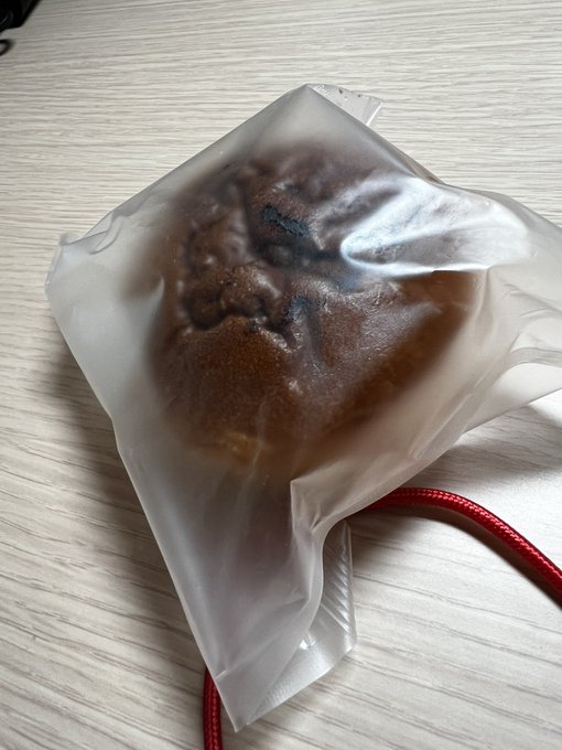 昨日はキングダム限定ルーロー飯のおにぎりを買った 今日は博多座アンパン 今日は時間がなくて(ずっと喋ってた)食べれなかっ 昨日はキングダム限定ルーロー飯のおにぎりを買った 今日は博多座アンパン 今日は時間がなくて(ずっと喋ってた)食べれなかっ