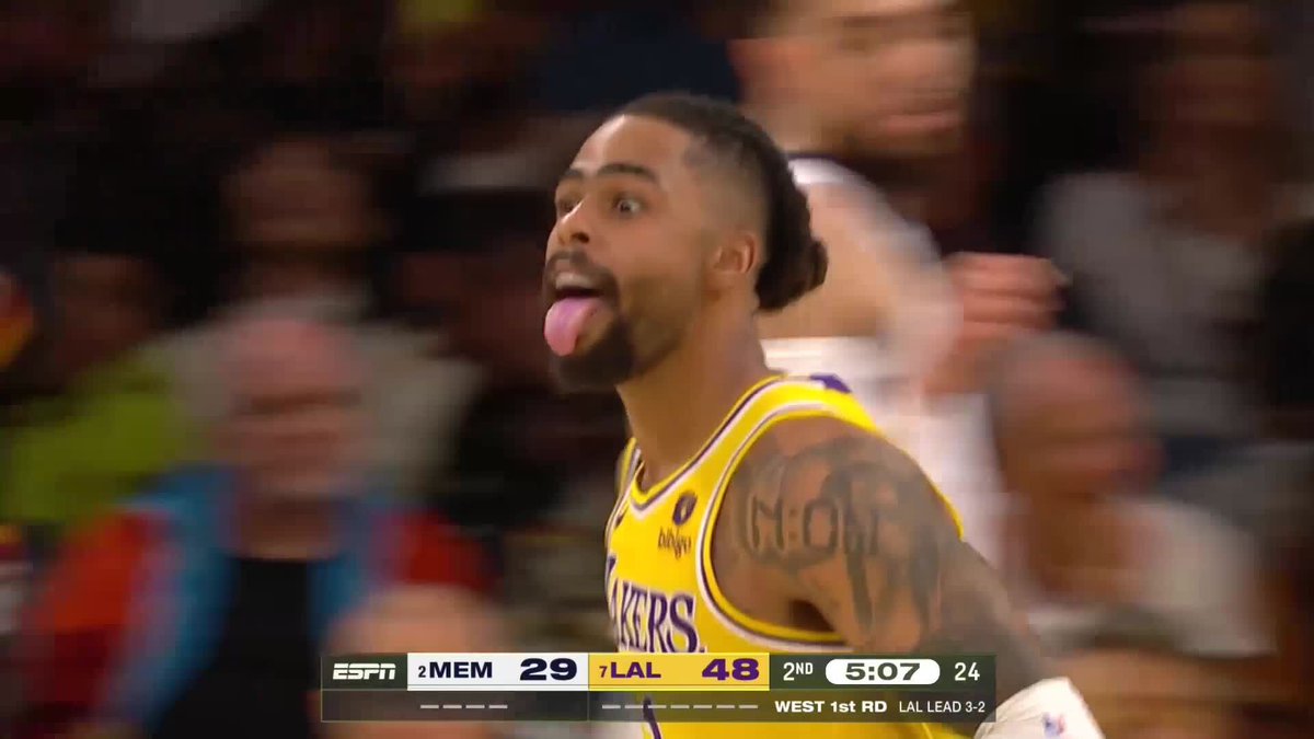 Lakers bench was dancing and yelling whoop that trick before the gam