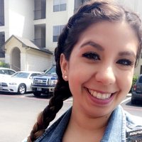 @Ms_CGarcia
