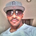 Follow_Holla