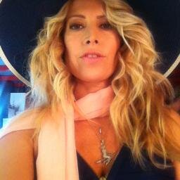 Ebru Karanfilci