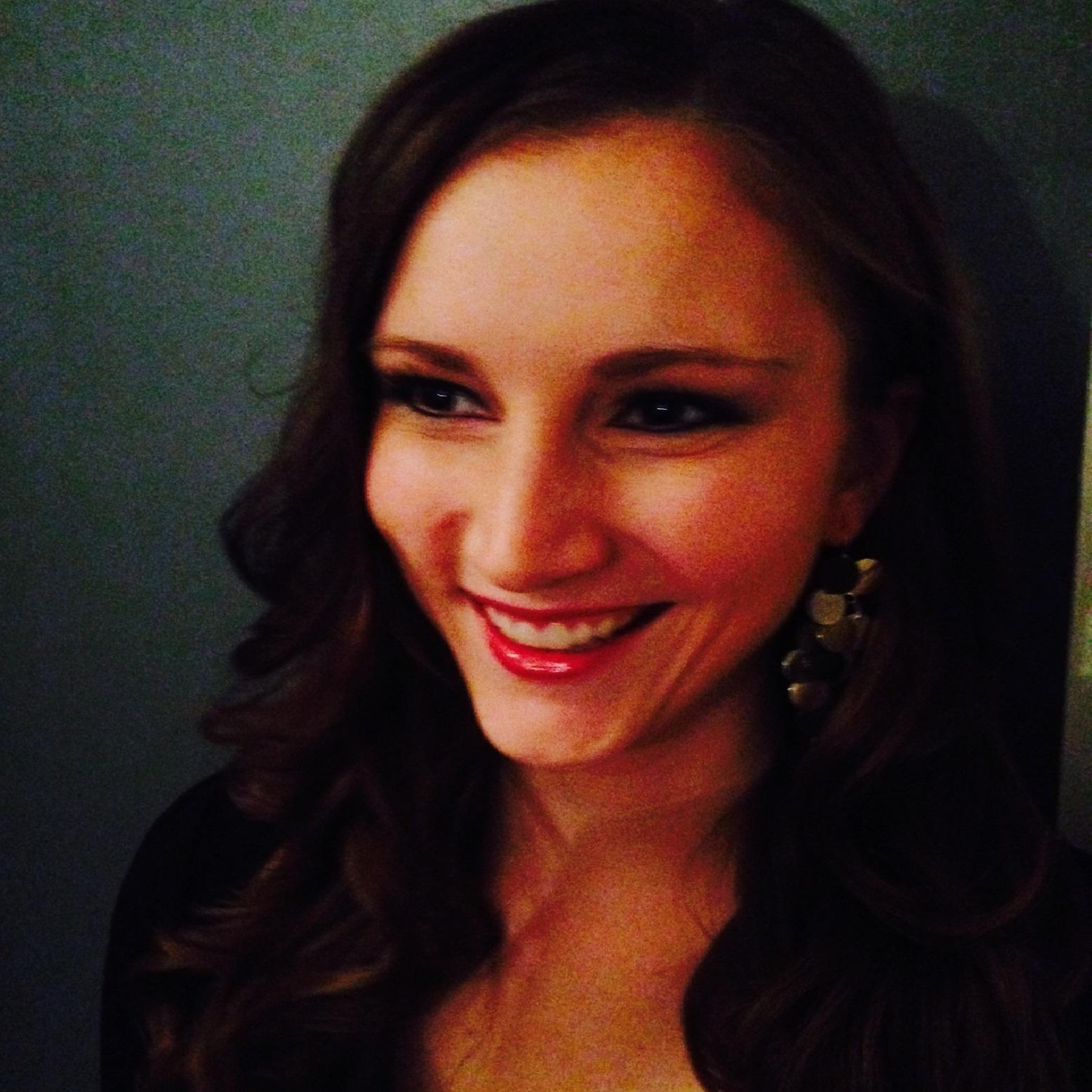 Cassandra Krause Twitter Hesabı Profil Fotoğrafı Cassandra Krause Twitter Hesabı Profil Fotoğrafı