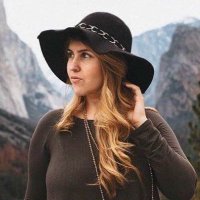 @chloestryker