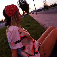 @12nurii12
