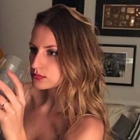 @sophieaxharris