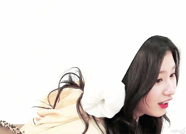 사나 트와이스 TWICE SANA 쯔위 다현 ICN yesesyo