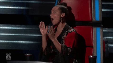 #TeamAlicia has me feeling like ???????????? @ChrisBlueLive @VanFergOfficial @StephRiceMusic #VoiceTop12 https://t.co/FoZHqf0kDL