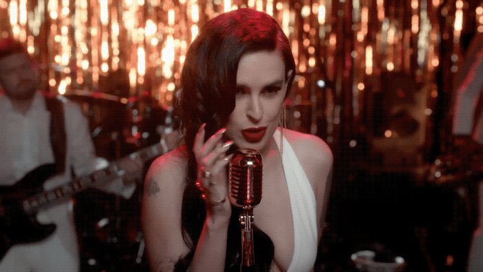 RT @EmpireFOX: Watch @TheRue’s full performance of “Crazy Crazy 4 U” on @VEVO! https://t.co/rvcc1B0BCb https://t.co/xhDCP9SI9r