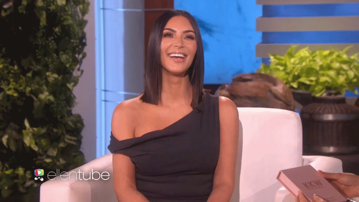 RT @kuwthewests: #GIF | Kim at The Ellen DeGeneres Show ???? https://t.co/dkA7xAoF6e