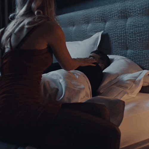 And it's almost 3AM when you decide to show...
https://t.co/QmVCgGzo72
#MixedSignals https://t.co/b4WvwY977B