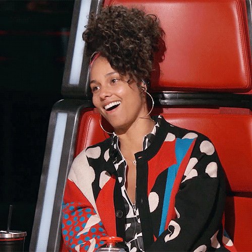 UH OH!!! #VoiceBattles are gettin' crazyyyy! https://t.co/PYfv7t2H38
