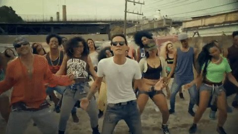 Move your body, #MiGente! It’s Friday! https://t.co/mtCsHwVvtQ