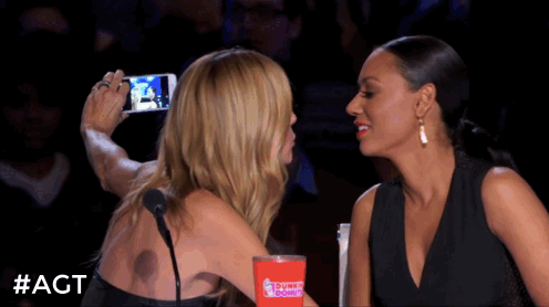 RT @nbcagt: Who would you take a selfie with? RETWEET for @OfficialMelB, FAVORITE for @heidiklum. ???????? #AGT http://t.co/nWBV7Yaz6o