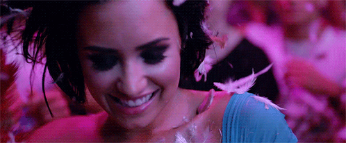 RT @MTV: Happy 23rd birthday, @ddlovato: http://t.co/5QKiqQxC5x ???? http://t.co/wisZ1ReMG7