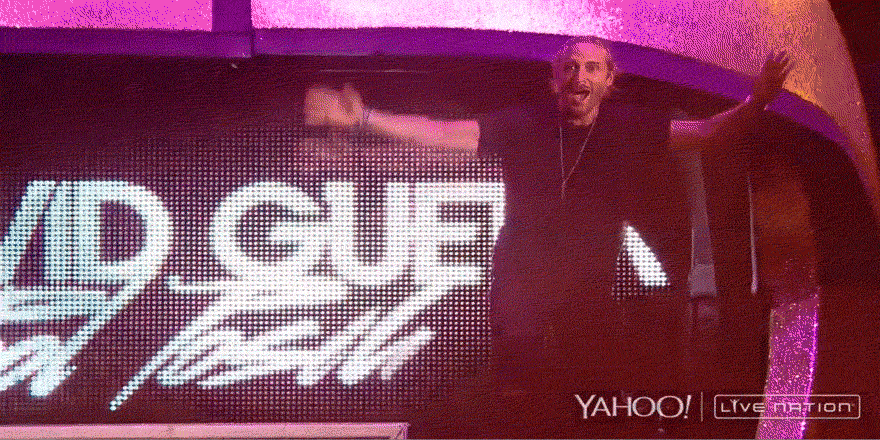 RT @YahooMusic: Crowd is Feeling The Volume on this one! cc @Jauzofficial @davidguetta is going IN! #YahooLive http://t.co/mXThjzaAIt http:…