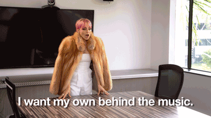 RT @WorldOfWonder: We support it @nicolerichie ???? @candidlynicole @VH1 #CandidlyNicole http://t.co/d7beRl40iu