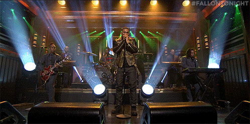 RT @FallonTonight: .@Nelly_Mo is rocking Studio 6B with his performance of 