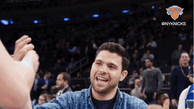 RT @nyknicks: The bro moment with @kporzee & @jerryferrara. #Knicks https://t.co/NzFjVQAwDR