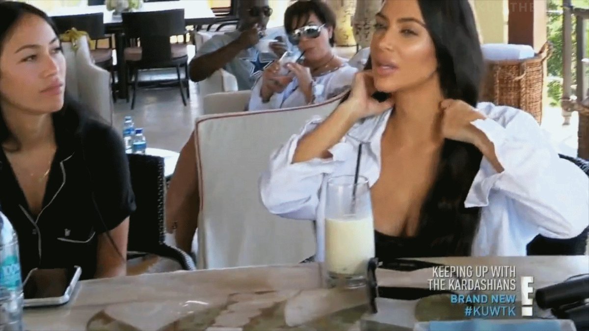 RT @kuwthewests: #GIFS | KUWTK S13E10 https://t.co/8r4VF6fydf