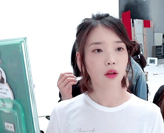 아이유 이지은 IU 효리네 민박 지원 무릎 iuS2cap