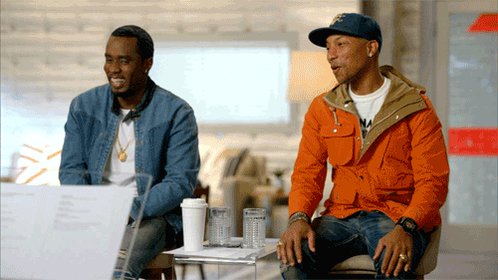 RT @NBCTheVoice: Give a round of ???????? to @iamdiddy as he joins the #TheVoice to help @Pharrell’s team during Battle Rounds this season! https…