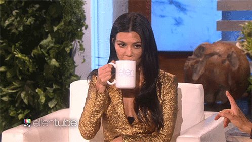 RT @iKylieFornia: @kourtneykardash but we can't live a Sunday without #KUWTK https://t.co/5WbW1ZsBl0