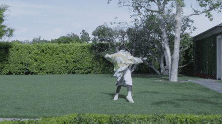 RT @nahright: New Video: @iamdiddy ft. @tydollasign & @BxtchImGizzle - 