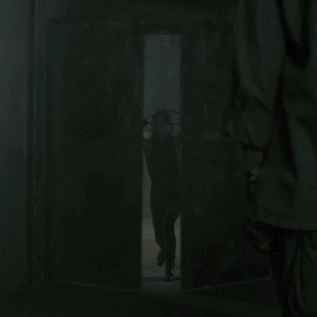 RT @Daredevil: How to make an entrance. #Daredevil https://t.co/mUeaW2RE7j