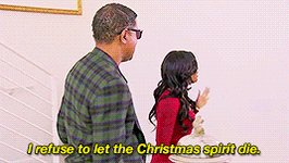 RT @Campaign_Niah: Toni and that damn Christmas tree ???????? @tonibraxton https://t.co/IJI0f08aAS