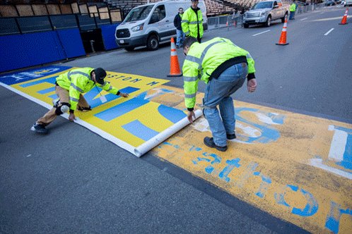 RT @WBUR: GIF: A new #BostonMarathon finish line is now on Boylston Street: https://t.co/G6Q040MGuR